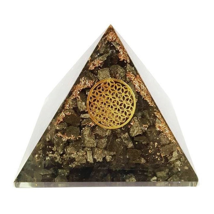 pyramide orgonite pyrite – 7 x 7