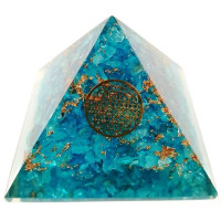 pirâmide orgonite topazio azul – 7 x 7