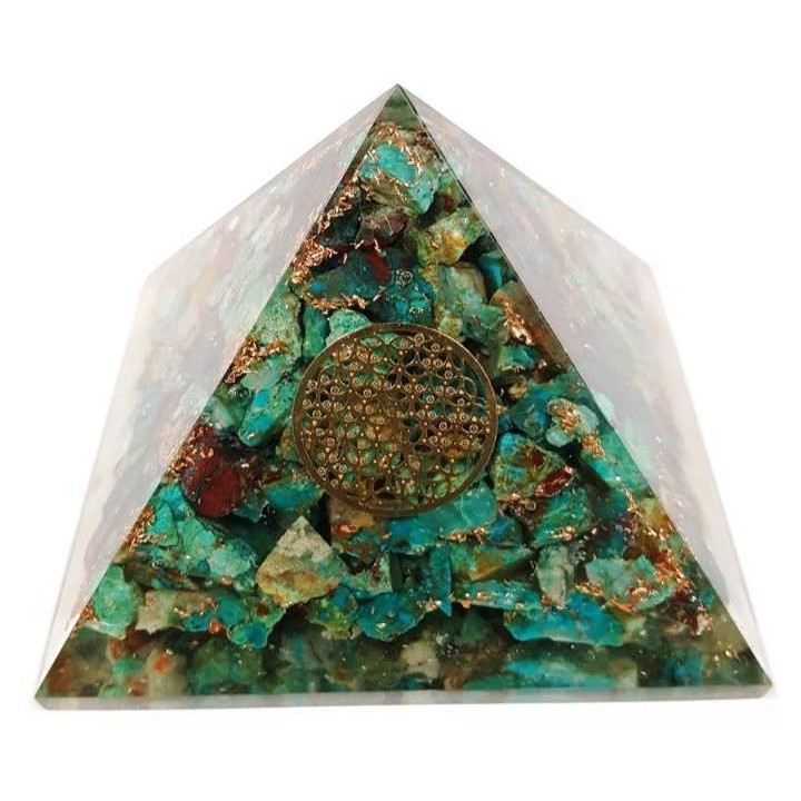 pyramide orgonite chrysocolle – 7 x 7