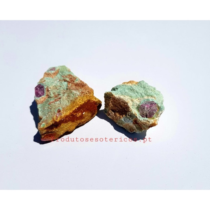 Rubí Fucsita en Bruto - Caja 4x4